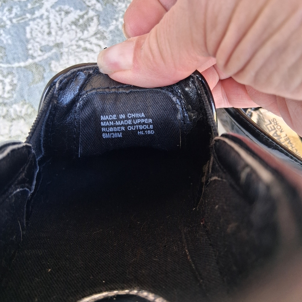 🏵 MICHAEL Michael Kors Black Patent Leather Slip On Sneakers with Crystals Sz.6 - Picture 10 of 14